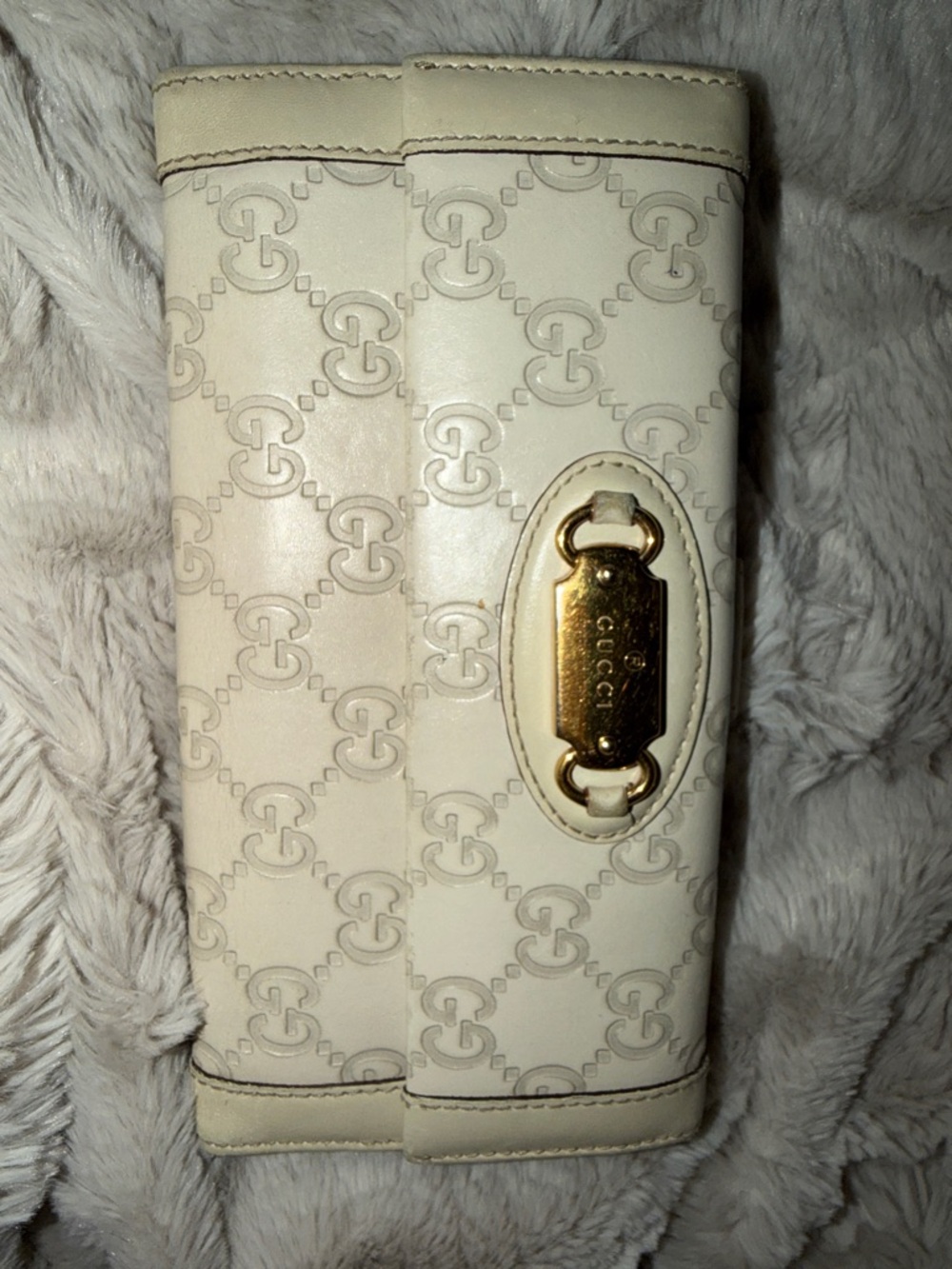 Gucci Cream Embossed GG Leather Clutch Wallet with Gold Plate